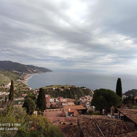 Апартаменти Taormina Bed&Bed Екстер'єр фото